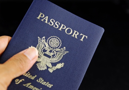 Mężczyzna z Florydy pozbawiony obywatelstwa USA. Podczas pandemii pomógł wyłudzić miliony