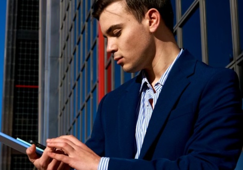 Ten wiralowy nawyk z TikToka trafił do gabinetów prezesów. Poznaj korzyści metody “5-9”