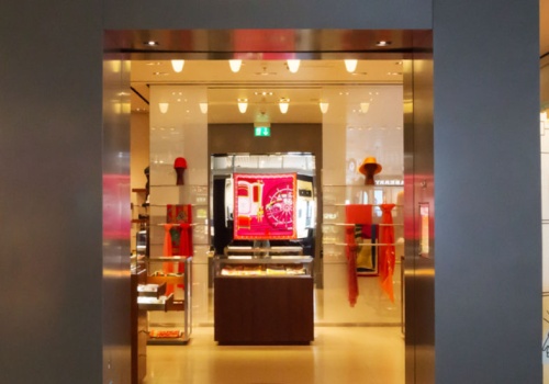 Kogoś tu grubo poniosło. Za cenę tej ładowarki do Apple Watch kupisz sprawnego Passata