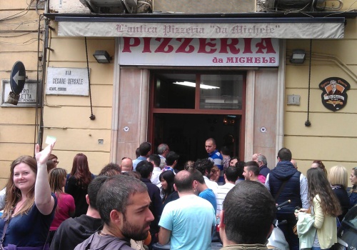 Legendarna pizzeria z Neapolu otworzy się we Wrocławiu. Po kolejkach ją poznacie?