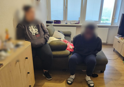 2 Afrykańczyków ukradło 2 tysiące zegarków za setki tysięcy złotych