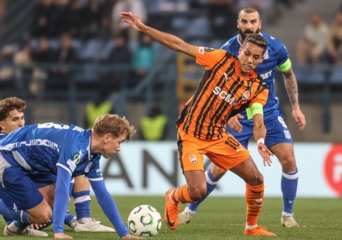 Europejskie puchary bez polskich drużyn. Absurdalny samobój pogrążył Lecha Poznań