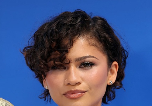 Print jest hitem wiosny. Zendaya w najmodniejszej sukience sezonu