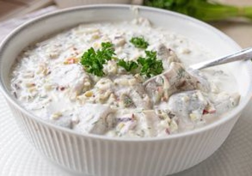 Postaw obok faszerowanych jajek, a goście wymiotą talerz do czysta. Najlepszy jest sos