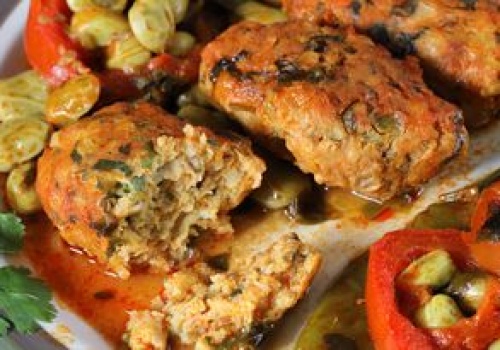 Przestań smażyć w piątki rybę w panierce. Te kotleciki są mięciutkie i nie nasiąkają tłuszczem jak gąbka