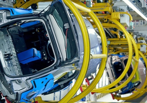 Branża motoryzacyjna w potrzasku. Ogromny spadek zysków mimo stabilnej sprzedaży