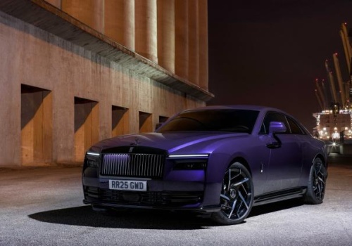 Koniec obietnic o autach tylko na prąd. Tyle modeli spalinowych utrzymają Bentley i Rolls-Royce