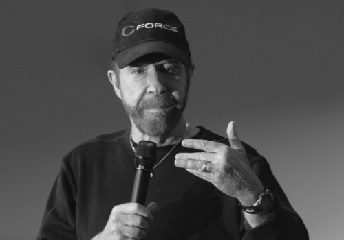 Chuck Norris miał problemy zdrowotne. Przed laty przeżył koszmar pod prysznicem