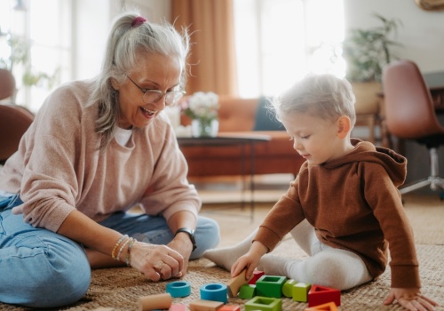 13. emerytura nie tylko dla seniorów. Pieniądze dostaną też dzieci