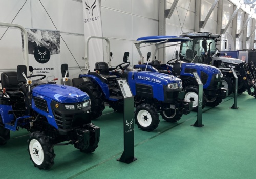 50 KM za niecałe 50 tys. zł, modele z kabiną za mniej niż 80 tys. zł. Nowa marka na rynku