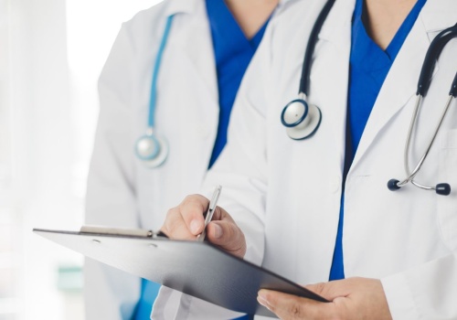 Pensje lekarzy jednak wzrosną. Tyle zarobią od 1 lipca tego roku