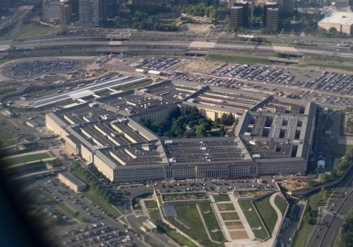 Media: Pentagon prowadzi przygotowania do ewentualnej operacji lądowej w Iranie