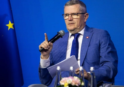 Ten kierunek robi furorę wśród Polaków? Wiceszef MSZ: Nie jedźcie tam