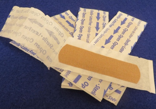 Czy plaster może przyspieszać gojenie rany?