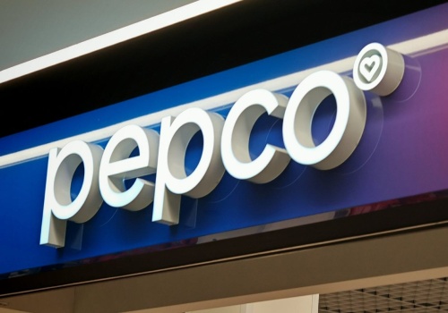 Pepco ma ukochany krój sukienek Polek - ten model znika z półek w mig. Co w Sinsay?