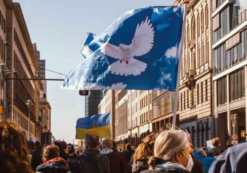 Wojna zaczyna się w głowie. Skąd bierze się zgoda na przemoc