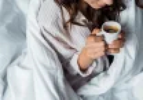 Codzienne picie kawy może chronić mózg przed demencją.