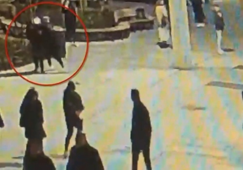 Ukrainiec brutalnie pobity w centrum Warszawy. Było dużo świadków, nikt nie pomógł