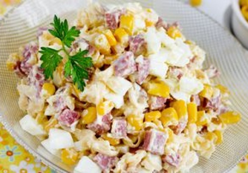 O tę sałatkę z jajkami goście walczą przy stole. Na Wielkanoc robię od razu dwa wiaderka