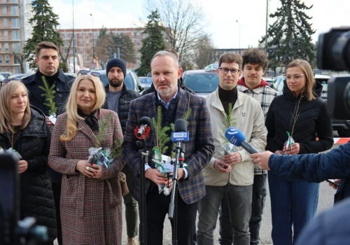 „Wiosna z Hetmanem” wystartowała. Darmowe sadzonki dla mieszkańców Lublina