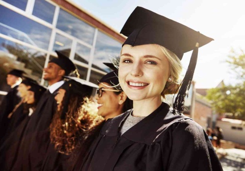 Edukacja skrojona na miarę. Jak mądrze wybrać profil w liceum, by nie żałować?