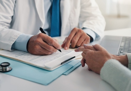 L4 przez ponad 182 dni. Jakie prawa przysługują po długiej chorobie?