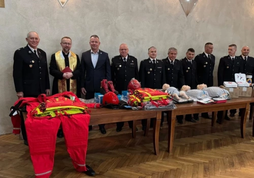 Nowy sprzęt dla OSP Piechowice. Gmina inwestuje w bezpieczeństwo mieszkańców