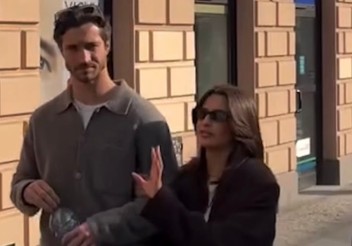 Julia Wieniawa przyłapana z tajemniczym mężczyzną. Fani pytają o nowy związek. Okazuje się, że to…