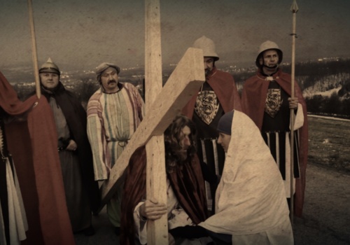 „Nikt nie kocha Cię tak jak On”. Parafia Brzezna zaprasza na Misterium Męki Pańskiej