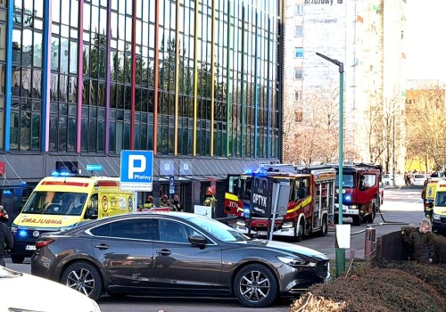 Pożar w strzelnicy w Warszawie. Wiele poszkodowanych osób
