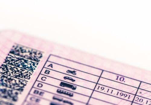 Wszystkie bezterminowe prawa jazdy do wymiany. Podano daty