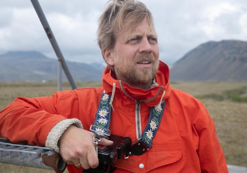 Film rosnący jak drzewo. O „Miłości, która zostaje” rozmawiamy z reżyserem Hlynurem Pálmasonem