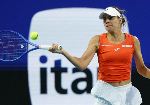 Magda Linette poza turniejem w Miami. Walczyła nie tylko z rywalką