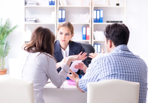 Jak ustrzec się przed nieterminową spłatą rat, gdy występują trudności finansowe?