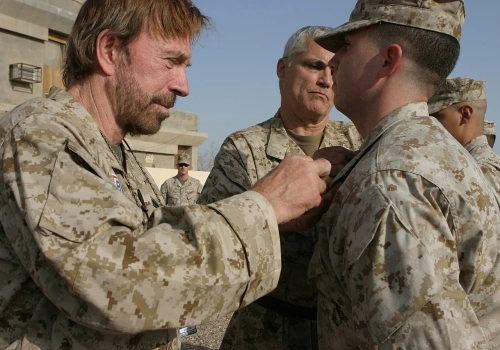 Nie żyje Chuck Norris. Aktor, legenda kina akcji i człowiek, którego świat zapamiętał inaczej niż Hollywood.