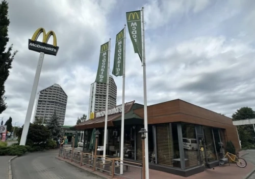 To już ostatnie dni McDonalds i stacji BP. Rusza rozbiórka