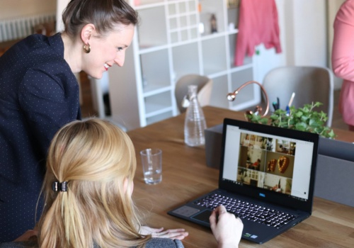 Firmy myślą, że to drobiazg. Pracownicy wprost przeciwnie