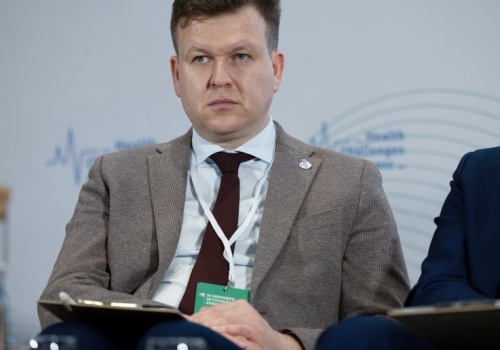 „Mogę dużo w karetce, w szpitalu już nie”. Ekspert o sztucznych barierach na SOR-ach