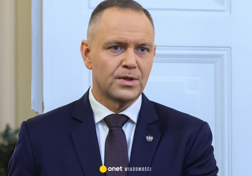 Kibice obrażali Karola Nawrockiego. Politolożka mówi o ewentualnych skutkach