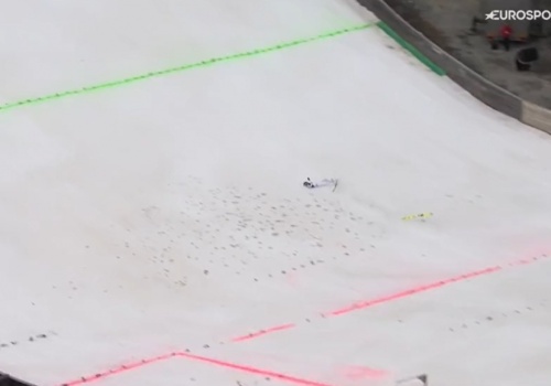 Fatalny upadek Tomasiaka w Vikersund