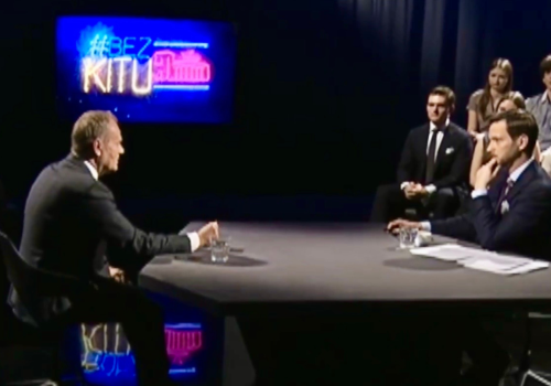 Burza po słowach Donalda Tuska w sprawie porodówki w Lesku. Kłamie! – grzmią internauci