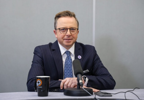 Niższe rachunki za energię i przyszłość programu SAFE. Dariusz Joński gościem Radia Łódź