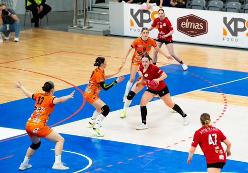 Pewna wygrana Elmas-KPS APR-u Radom z Legnicą