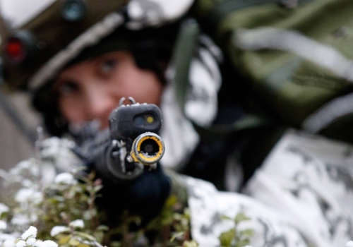 Na wojnę z własną bronią. Mają nowe wytyczne dla rezerwistów