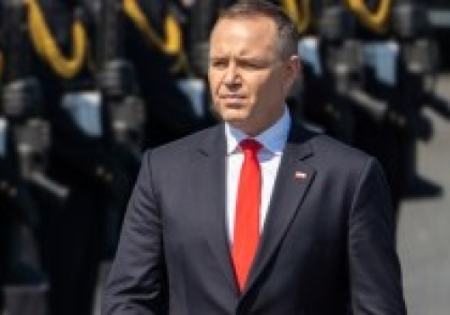 Prezydent bez wsparcia dyplomacji. MSZ odcina się od wizyt na Węgrzech i w USA