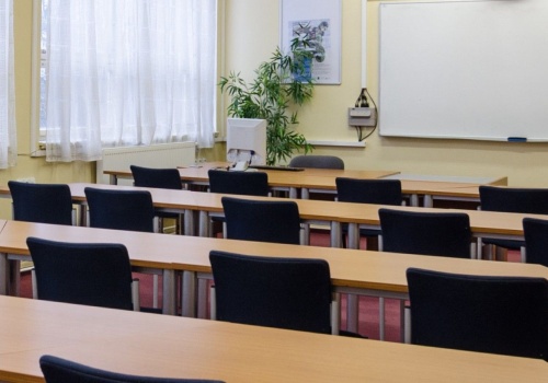 Technologia wyzwaniem w polskich szkołach. „Nie może nami zawładnąć”