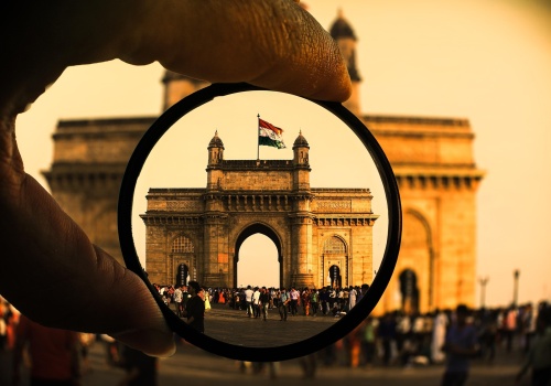 PKB Indii rośnie jak na drożdżach, ale głównie na papierze