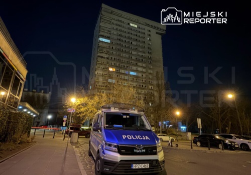 Tragedia w centrum Warszawy. Mężczyzna spadł z 16. piętra. Zginął na miejscu