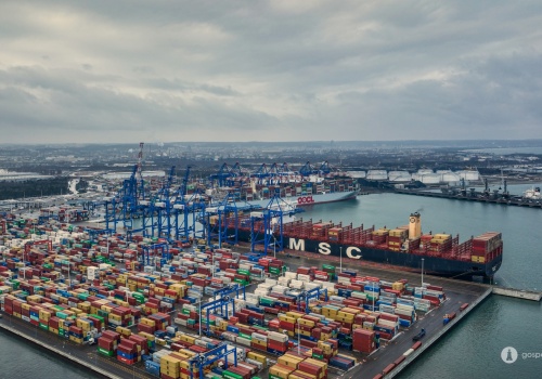 Rok 2025 zamknięty wynikiem 12 mln TEU w bałtyckich portach morskich