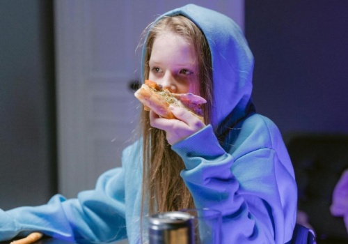 Dzisiejsi nastolatkowie śpią mniej niż 5 godzin na dobę. Z roku na rok jest coraz gorzej